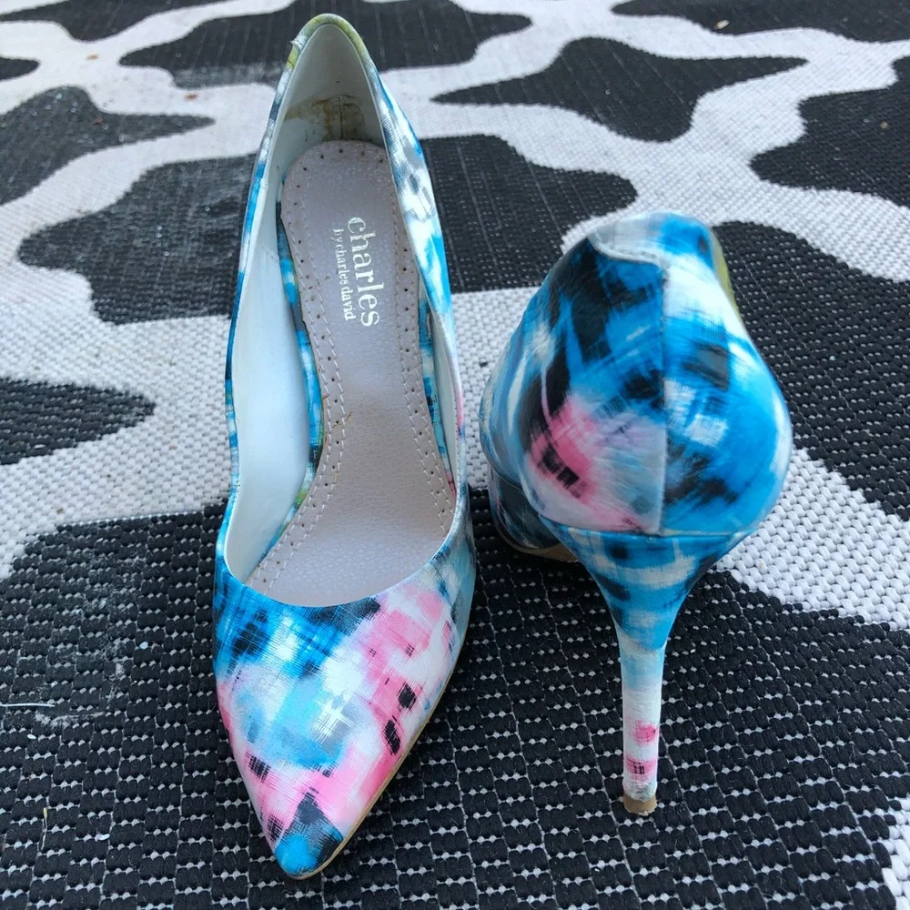 Multi Color Pumps - Picture 2 of 7